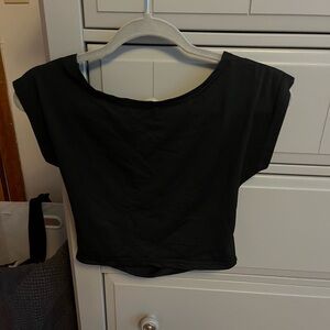 Black Fitted Crop T-Shirt with Short Sleeves